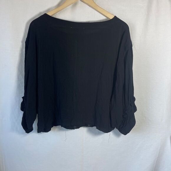 By Together NWT Black Round Neck Raw Hem Gauze Top Lace Detailing on Front Sz S - Picture 4 of 11